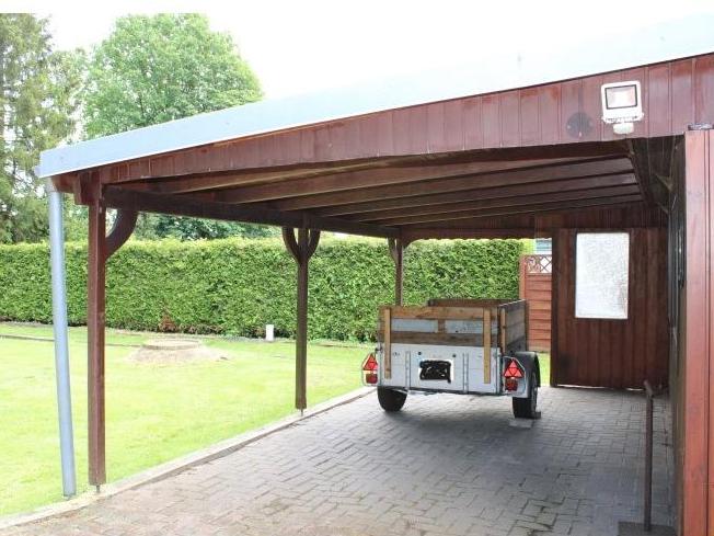 Einfamilienhaus: Carport