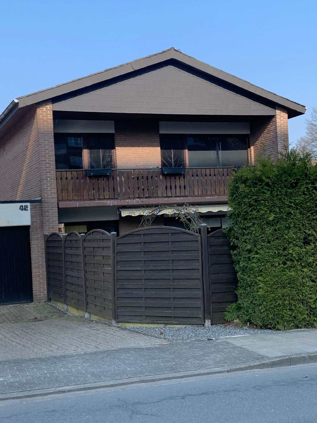 Delmenhorst - Doppelhaushälfte in ruhiger Wohnstraße